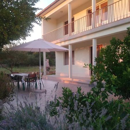 Apartment Vidas Kampor Екстериор снимка