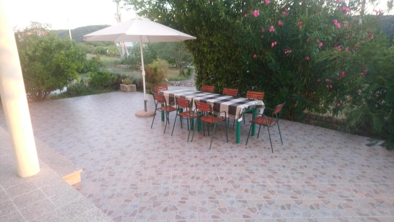 Apartment Vidas Kampor Екстериор снимка