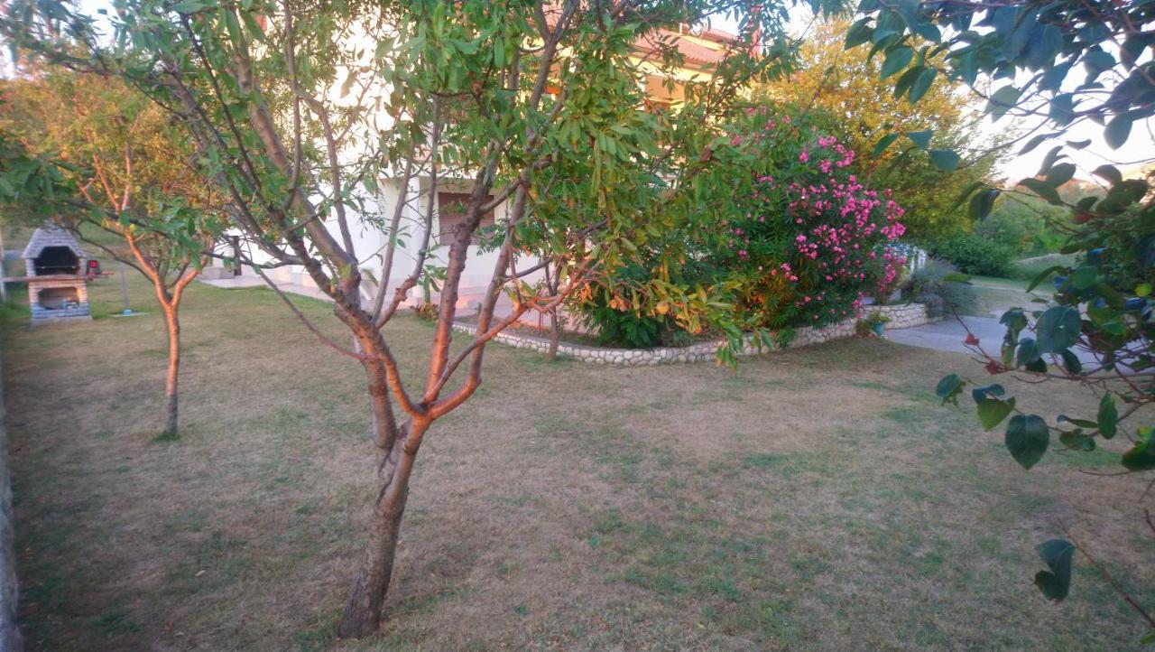 Apartment Vidas Kampor Екстериор снимка